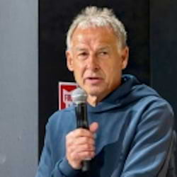 "Irrwitzig!" J&uuml;rgen Klinsmann rechnet mit DFB-Elf ab