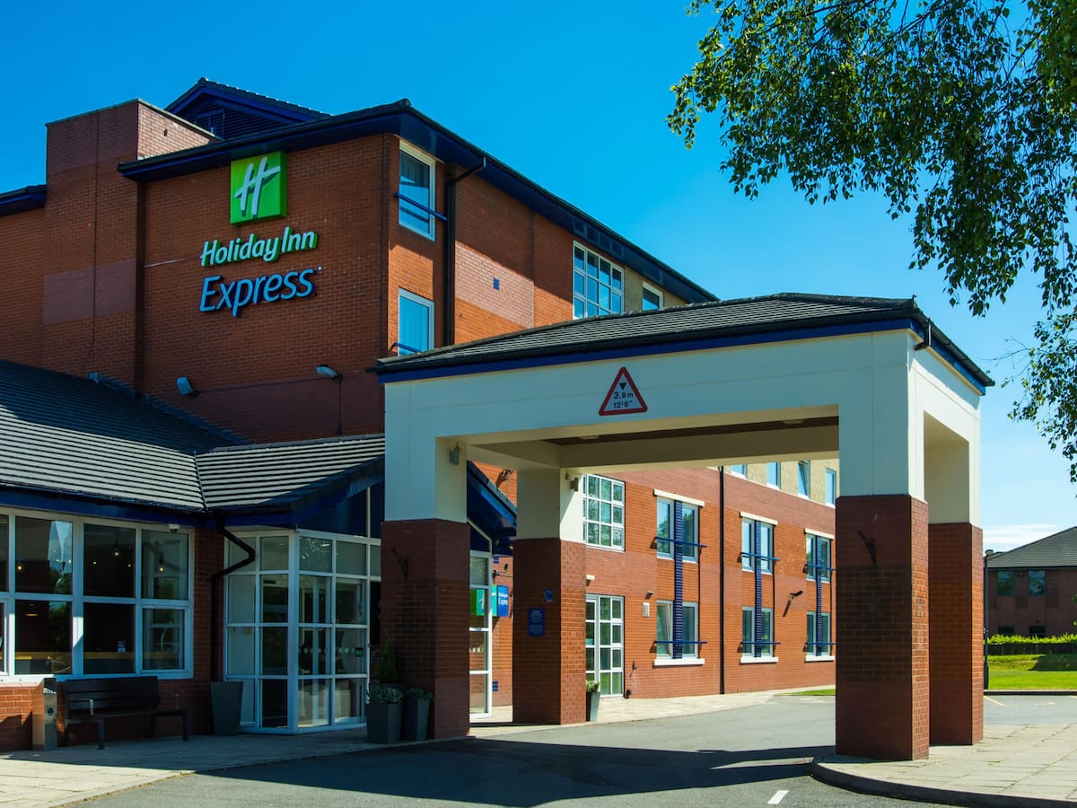 holiday inn express lichfield uk