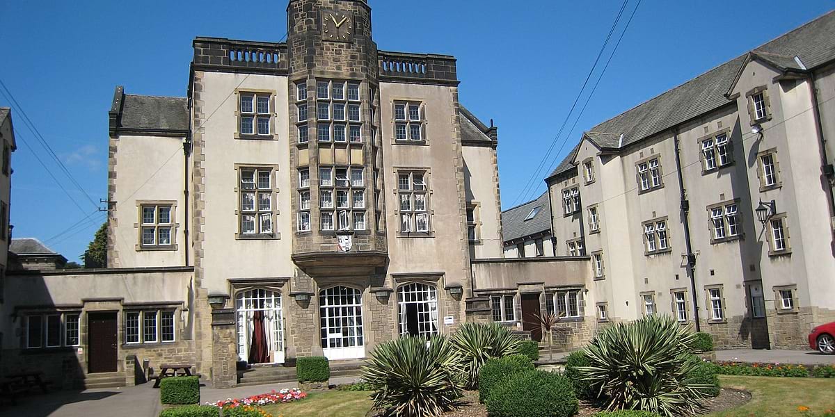 Devonshire Hall The University of Leeds United Kingdom