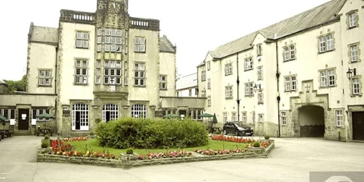 Devonshire Hall The University of Leeds United Kingdom