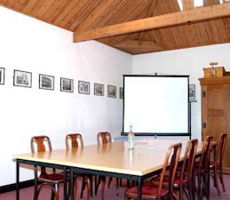 Committee Room