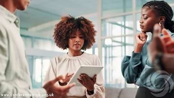 Why More Event Planners Are Choosing a Venue Finding Agency Over DIY Booking