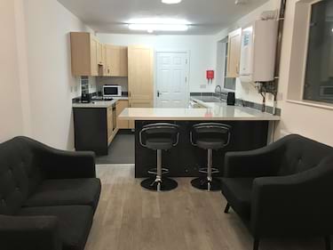 5 bed house, Ysgol street, Port tennant, Swansea, SA18LG