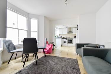 5 bed house, Rhondda Street, Mount Pleasant, Swansea, SA16ET