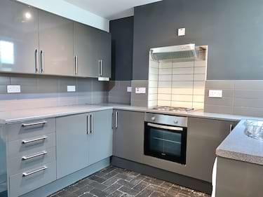 4 bed house, Crwys Place, Plasnewydd, Cardiff, CF244NS