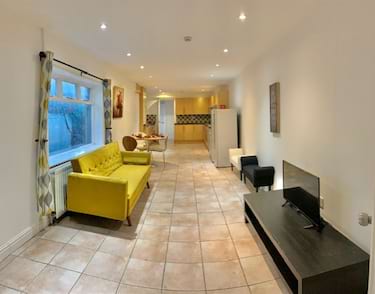 9 bed house, Woodville Road, Cathays, Cardiff, CF244EB