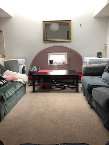 2 bed flat, Glen Street, Tollcross, Edinburgh, EH39JE