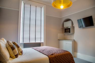 6 bed house, Brackenbury Raod, Central, Preston, PR17UQ
