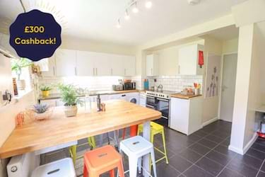 9 bed house, The Crescent, Moulsecoomb, Brighton, BN24TB