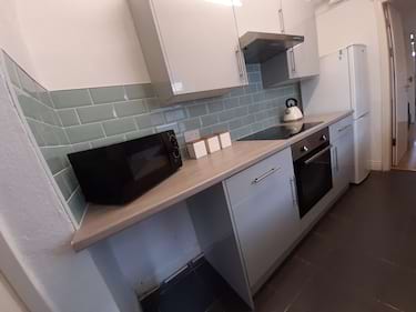 3 bed house, Colville street, Near university, Middlesbrough, TS14BT