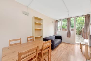 4 bed flat, Dorset Road, Stockwell, London, SW81AQ