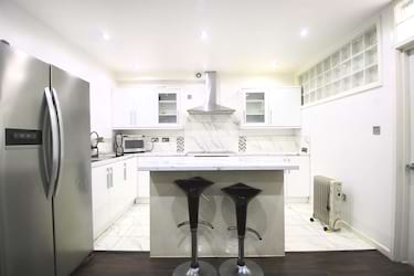 6 bed house, Essian Street, Mile End, London, E14QE