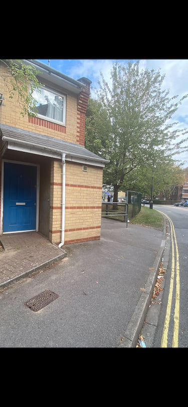 1 bed house, Cornwallis Crescent, City Centre, Portsmouth, PO14DF