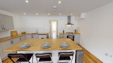 5 bed house, St Paul's Road, City Centre, Portsmouth, PO54AB