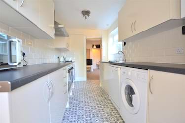 5 bed house, St. Catherine Street, Kingsholme, Gloucester, GL12BX