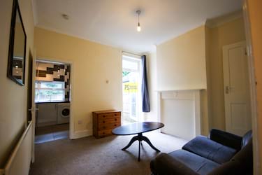 2 bed house, Harborne Park Road, Harborne, Birmingham, B170NG