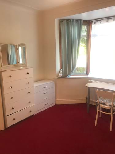 4 bed house, Gorringe Park Avenue, Tooting, London, CR42DD