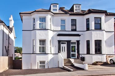 8 bed house, Southcote Road, Boscombe, Bournemouth, BH13SR