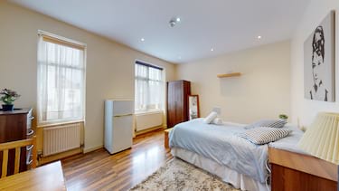 7 bed house, Chatsworth Road, Brondesbury Park, London, NW24BS
