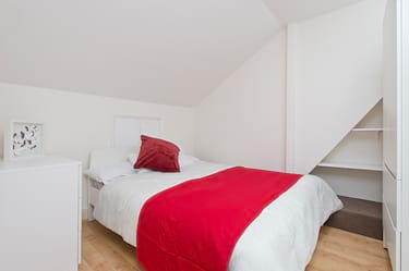 1 bed house, Frithville Gardens, Shepherds Bush, London, W127JN