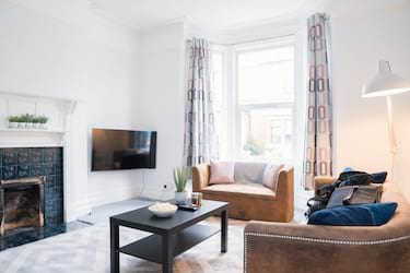 7 bed flat, Bouverie street, Near university, Chester, CH14HF