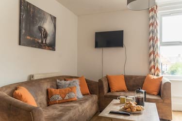 5 bed flat, Bouverie Street, Near university, Chester, CH14HF