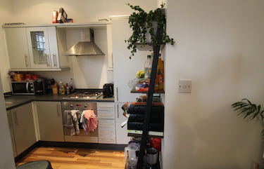 3 bed flat, Burton road, West Didsbury, Manchester, M201LH
