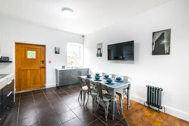 6 bed house, Pelham Street, California, Derby, DE223UG