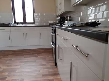 4 bed flat, New Hall Lane, Deepdale, Preston, PR14DX