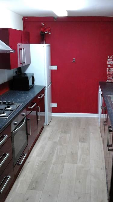 4 bed house, princes road, Near university, Middlesbrough, TS14BB