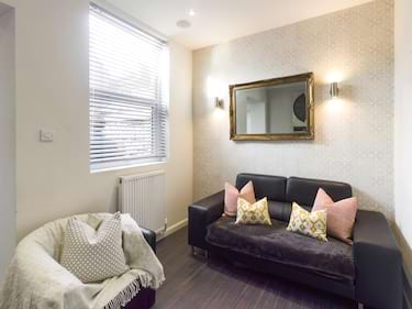 4 bed house, Leek Road, Stoke, Stoke, ST4 2BW
