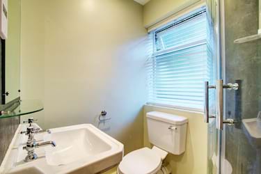 5 bed house, Sutton Street, Durham, Durham, DH1 4BW