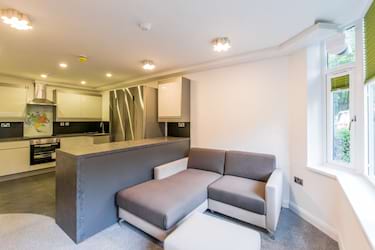 5 bed flat, Jesmond View, Newcastle, Newcastle, NE2 4DY