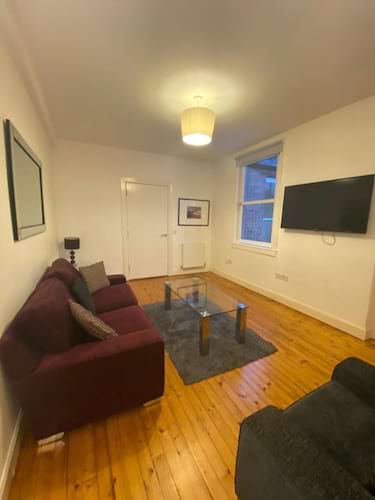 1 bed flat, Raeburn Place, Stockbridge, Edinburgh, EH4 1HH