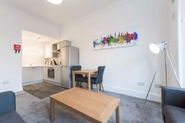 2 bed flat, Buccleuch Street, Garnethill, Glasgow, G3 6QN