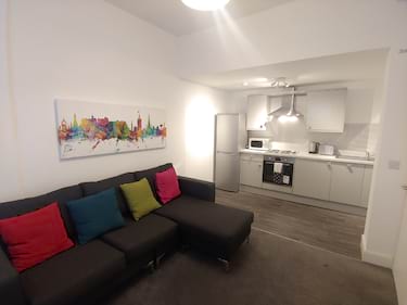 1 bed flat, Wardlaw Place, Gorgie, Edinburgh, EH11 1UG