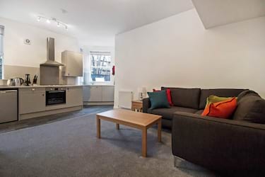 1 bed flat, Eccles Old Road, Pendleton, Salford, M6 7AF