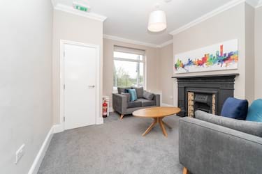 2 bed house, Legh Street, Eccles, Salford, M30 0UT