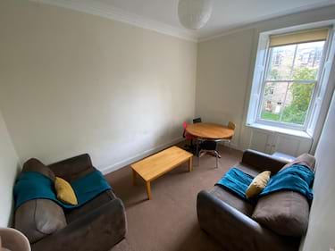 3 bed flat, Marchmont Crescent, Marchmont, Edinburgh, EH9 1HL