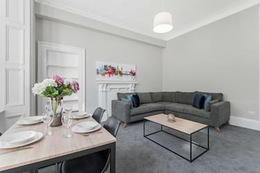 2 bed flat, Leamington Place (M), Bruntsfield, Edinburgh, EH10 4JR