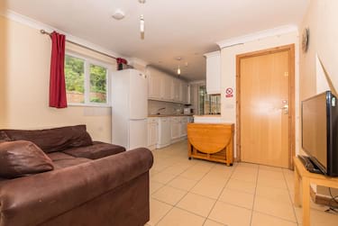 1 bed house, Regency Place, Canterbury, Canterbury, CT1 1YS