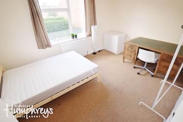 4 bed house, Cotesheath Street, Stoke-on-Trent, Stoke, ST1 3JB