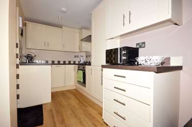 5 bed house, City Road, Sheffield, Sheffield, S2 5HG