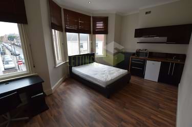 1 bed studio, Saxby Street, Highfields, Leicester, LE2 0ND
