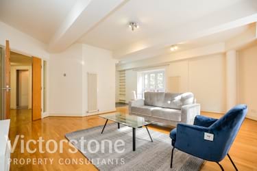 2 bed flat, Prusoms Island, Wapping High Street, London, E1W 3NH