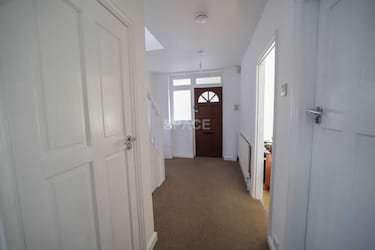 4 bed house, Wokingham Road, Earley, Reading, RG6 7EB