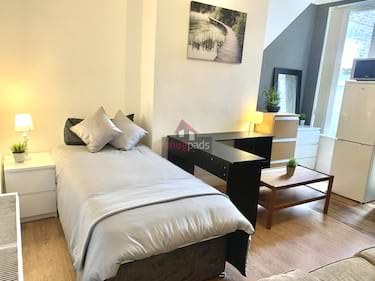1 bed studio, Salford, Salford, Salford, M6 7EW
