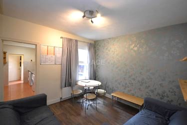 5 bed house, Grange Avenue, University, Reading, RG6 1DJ