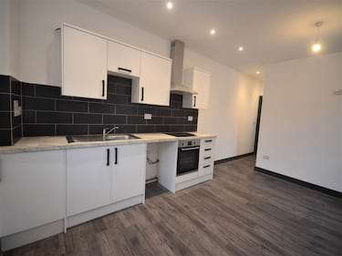 1 bed flat, Kirkdale, Liverpool, Liverpool, L4 4LR
