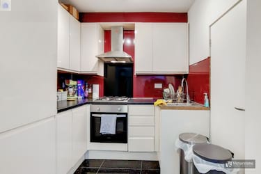 1 bed studio, Endymion Road, Finsbury Park, London, N4 1EQ